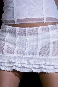 Look 16